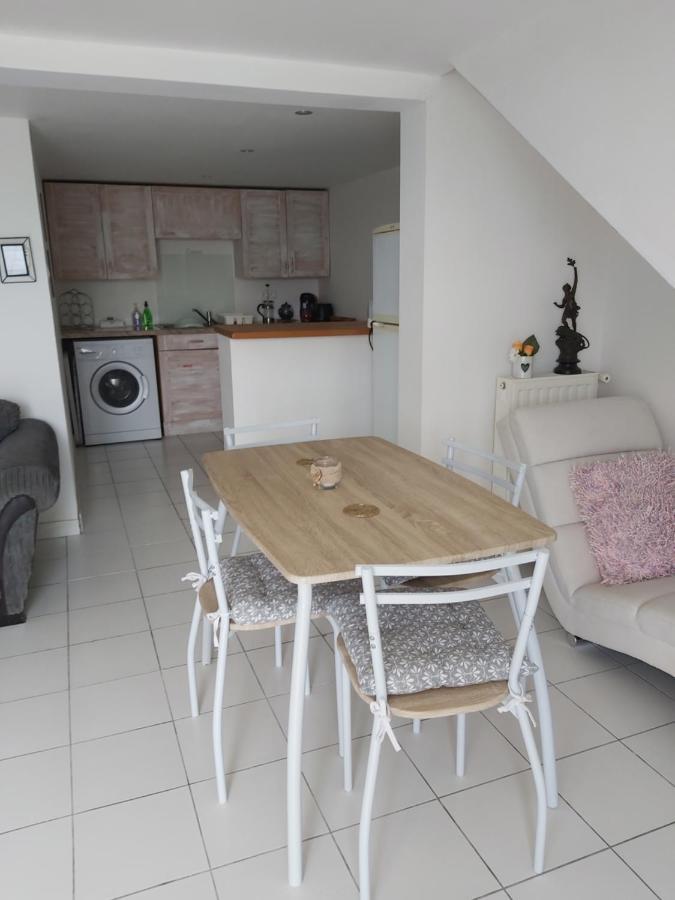 Chez Turnbulls Apartment Pomport ภายนอก รูปภาพ